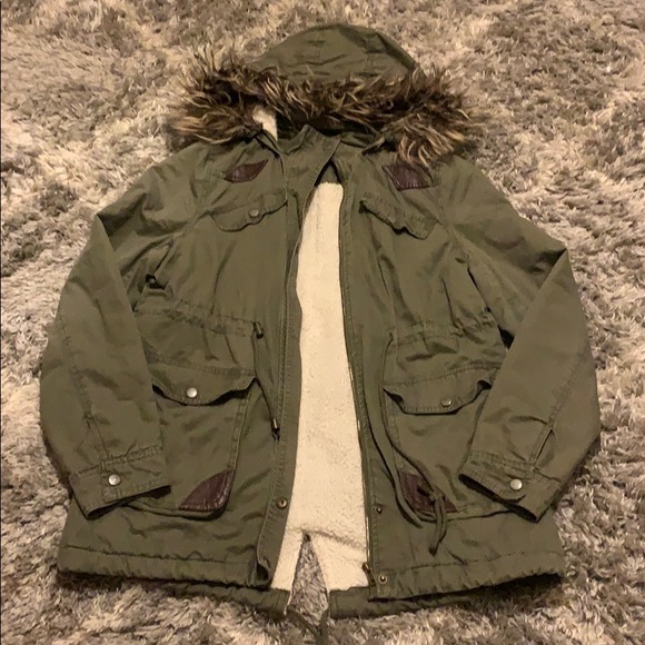 Army Green Trench Coat - Picture 1 of 3